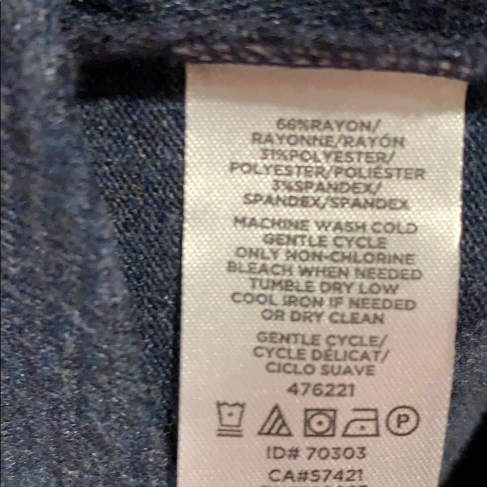 Loft navy twist front top - Picture 3 of 3